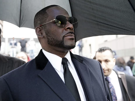 Засуджений до 30 років ув'язнення R.Kelly заявив, що його намагаються вбити у в'язниці